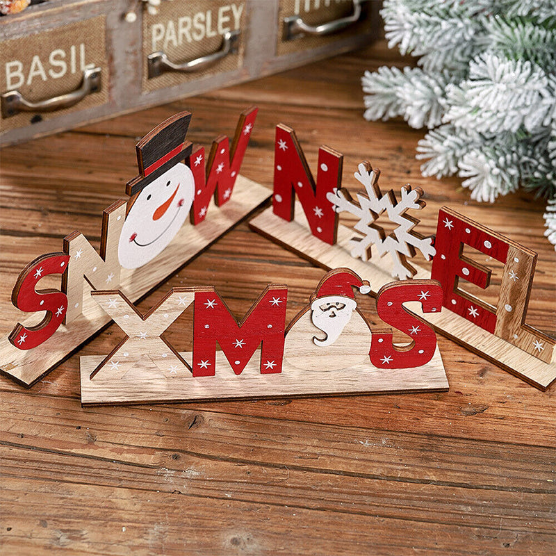 Decorazioni natalizie in legno dipinte
