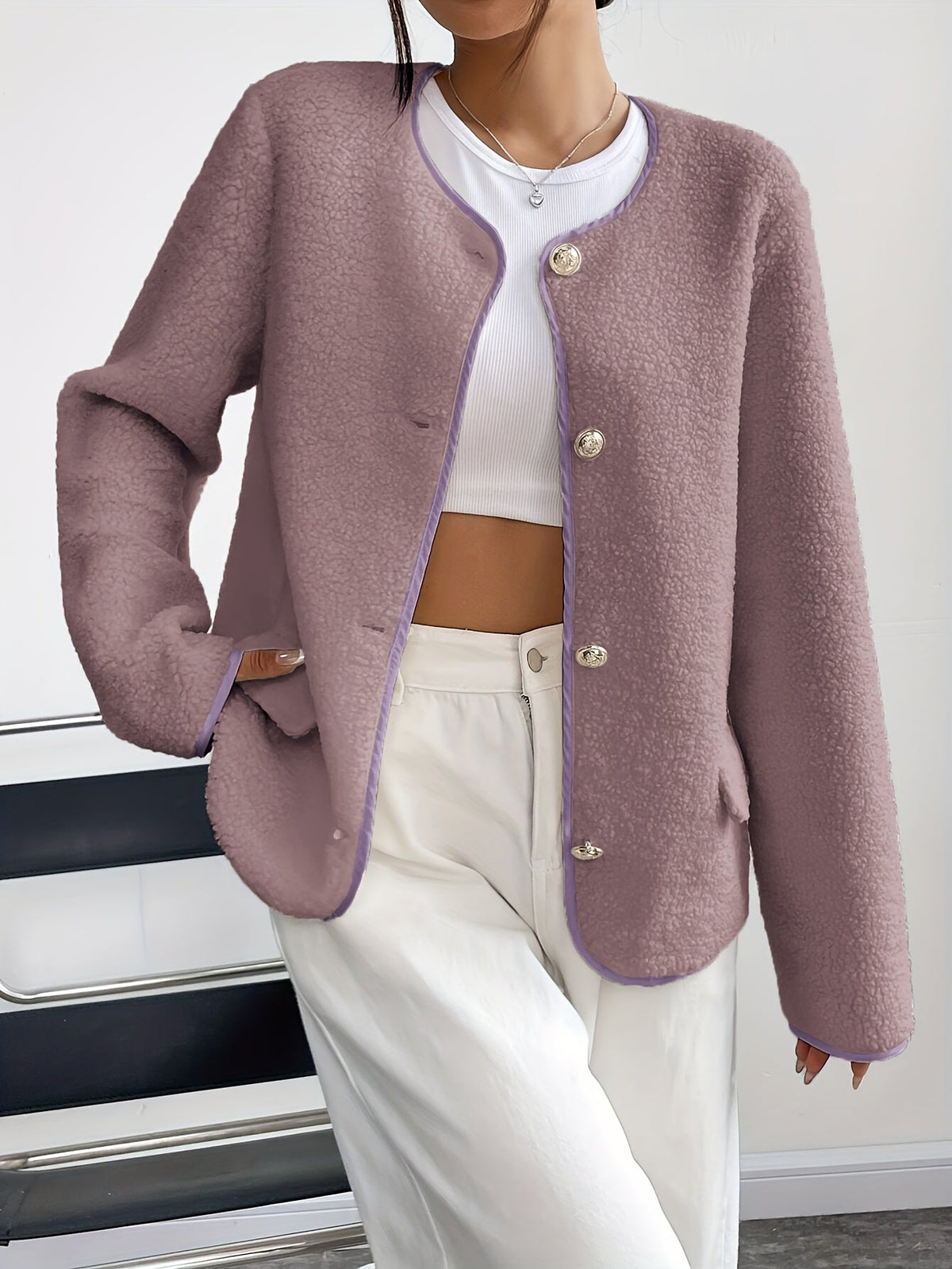 Giacca elegante da donna con bottoni | Intramontabile e morbido per l'autunno e l'inverno
