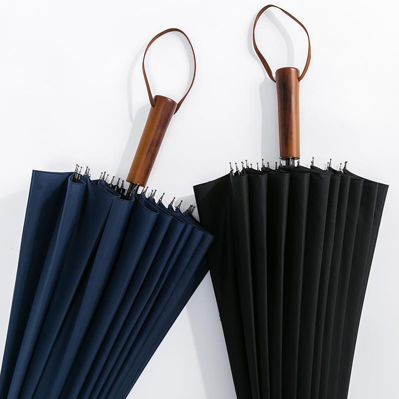 Ombrello pieghevole automatico da donna elegante con design ergonomico e ampia capottina