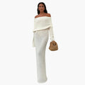 Abito maxi in maglia con spalle scoperte da donna per occasioni eleganti
