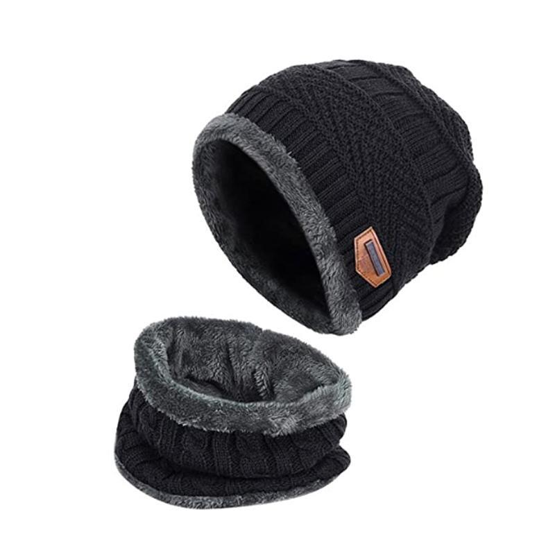 Set cappello invernale con sciarpa