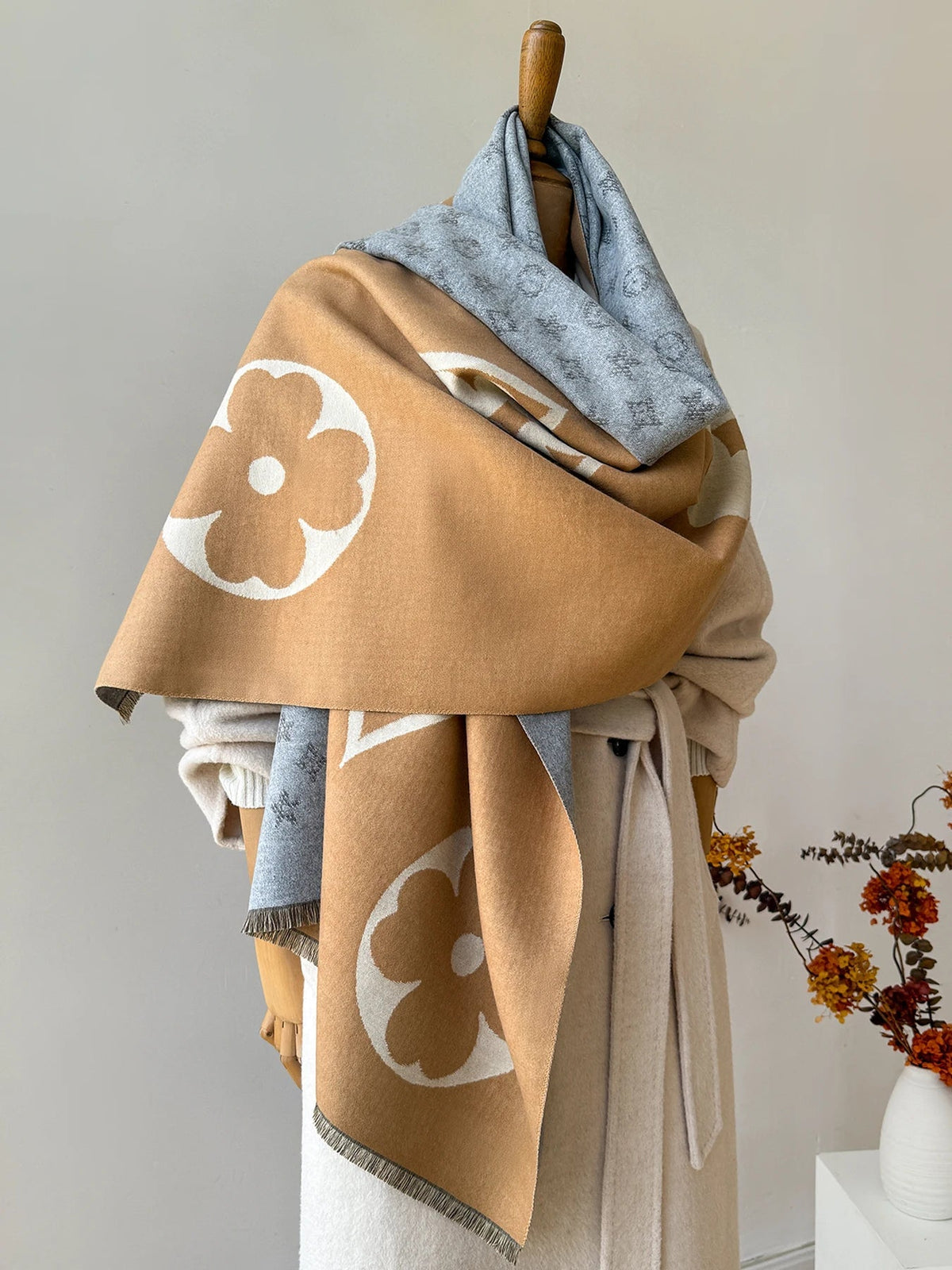 Scaldacollo invernale con sciarpa in finto cashmere di lusso
