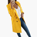 Cappotto con chiusura a bottoni per donna