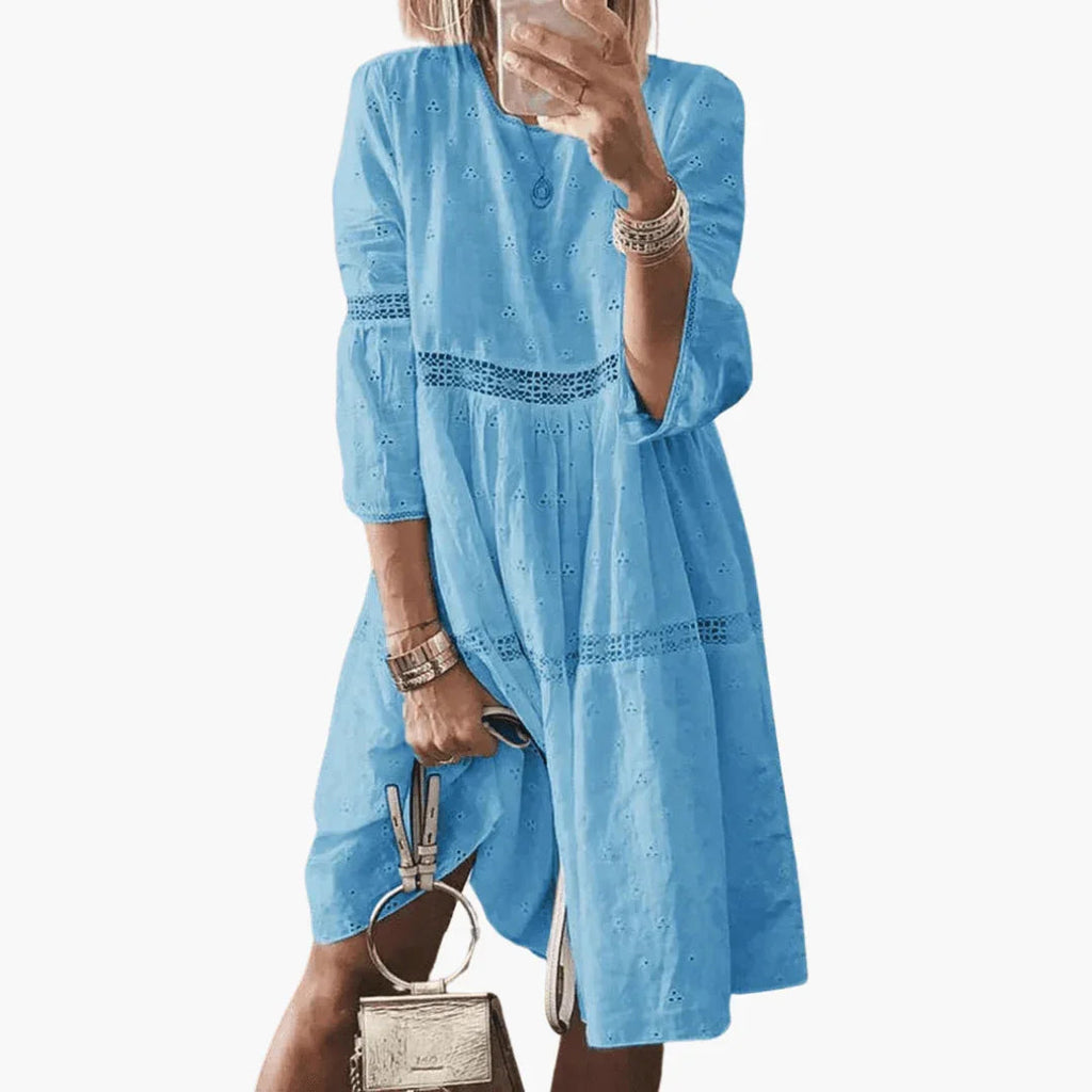 Abito in maglia da donna elegante e comodo per l'inverno
