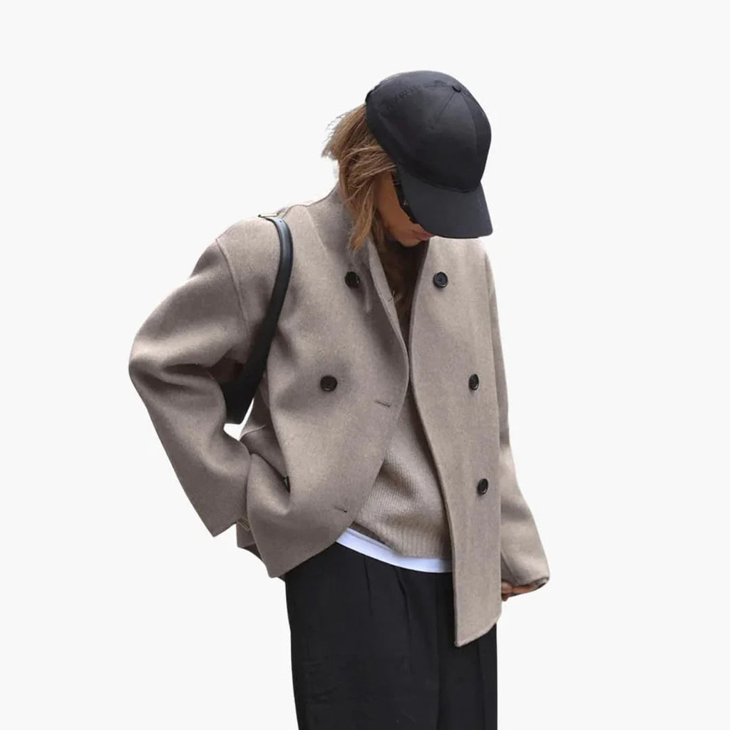 Giacca corta in lana da donna