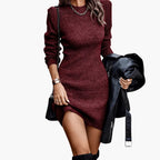 Abito in maglia con spacco da donna aderente ed elegante