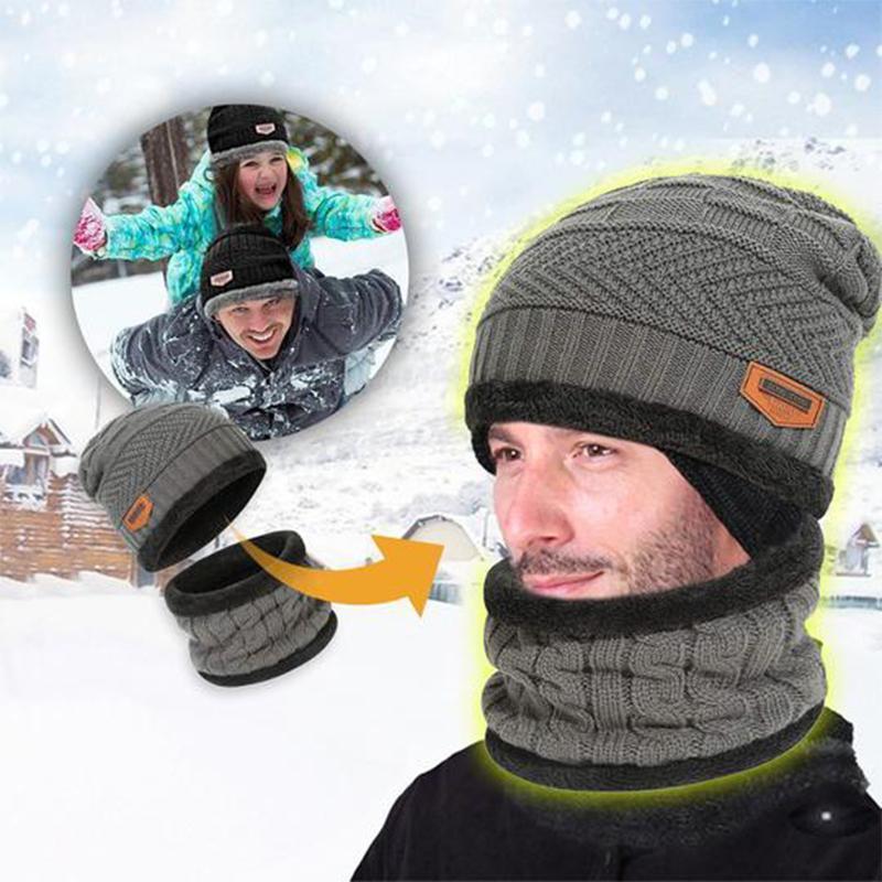Set cappello invernale con sciarpa
