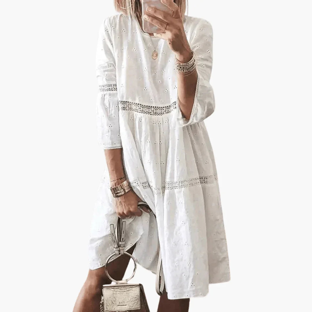 Abito in maglia da donna elegante e comodo per l'inverno