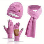 Set invernale gioioso: cappello, sciarpa e guanti per coppie