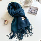 Calda sciarpa da donna - Inverno reversibile in cashmere con frange