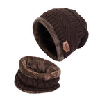 Set cappello invernale con sciarpa