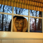 Decorazione di Halloween Peeker inquietante
