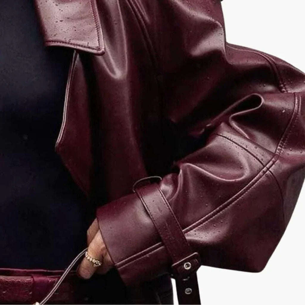 Giacca da donna alla moda con colletto a bavero elegante e confortevole