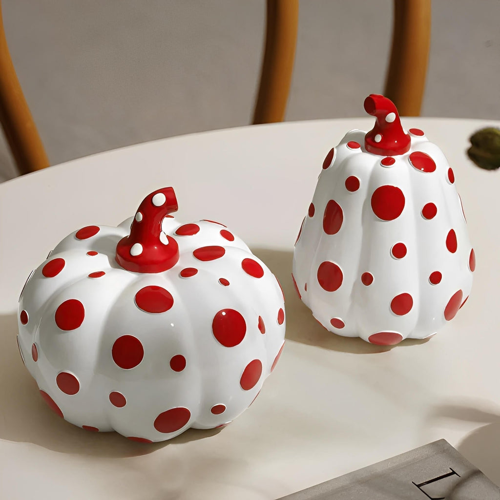 Decorazione di zucca in resina a pois | Set di ornamenti autunnali lucidi | Finitura scolpita durevole | Fascino di zucca