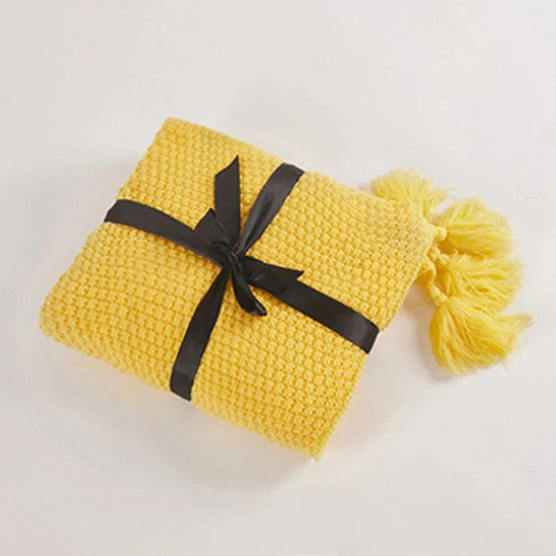 Coperta in lana lavorata a maglia NordiWrap con frange | Design nordico | Accogliente ed elegante | Perfetto per la casa
