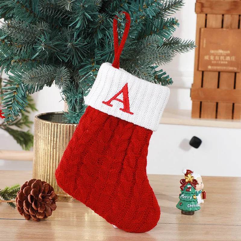 Calzini lavorati a maglia in lana con ciondolo albero creativo decorativo con lettere carine calze di Natale