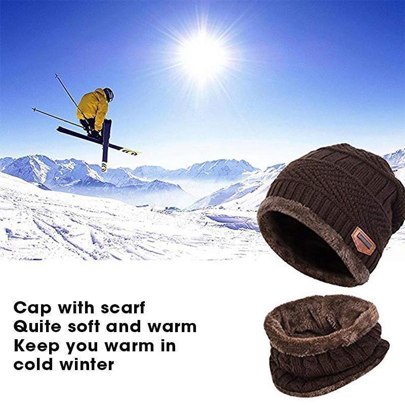 Set cappello invernale con sciarpa
