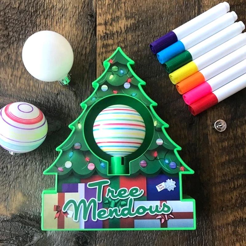 Set di decorazioni per ornamenti di Natale