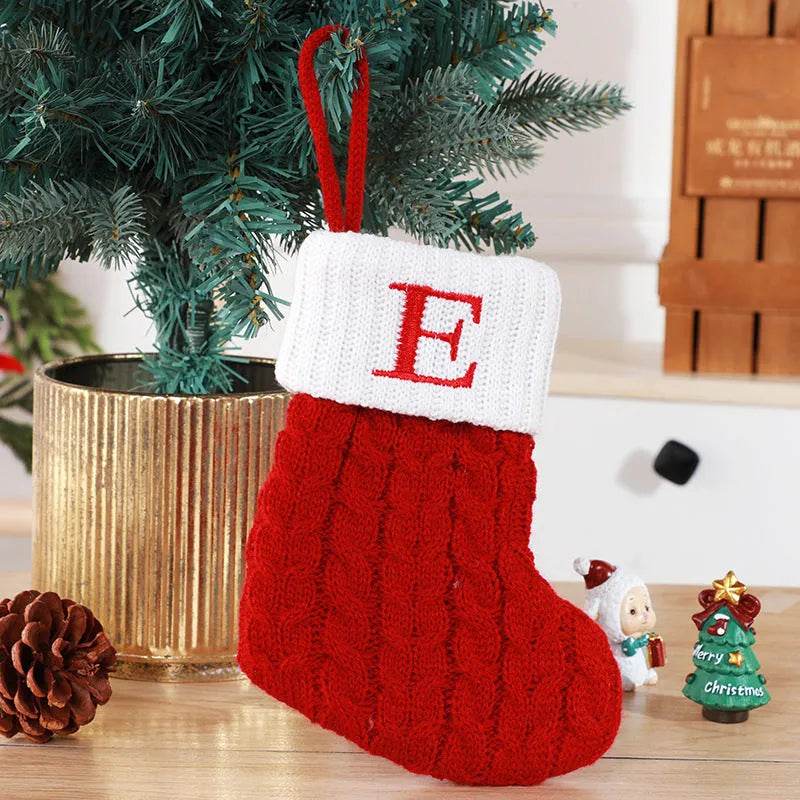 Calzini lavorati a maglia in lana con ciondolo albero creativo decorativo con lettere carine calze di Natale
