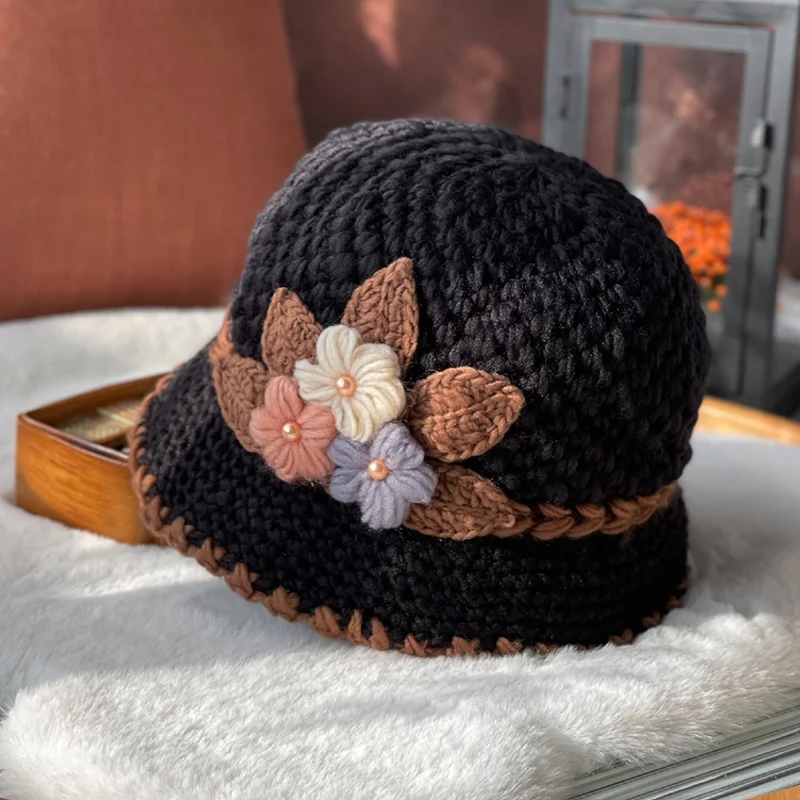 Cappello di lana lavorato a maglia a fiori spesso francese da donna