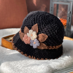 Cappello di lana lavorato a maglia a fiori spesso francese da donna