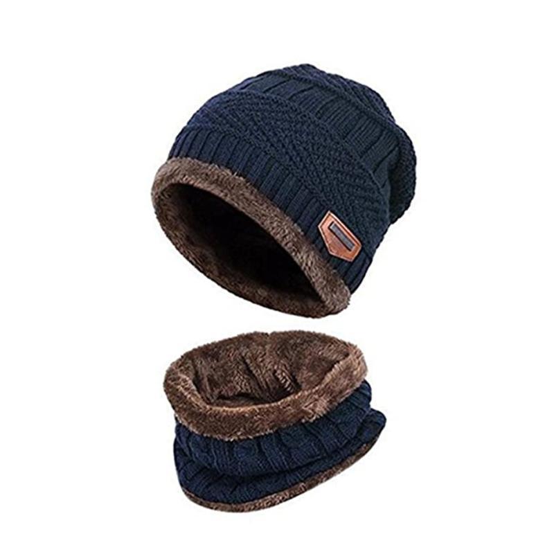 Set cappello invernale con sciarpa