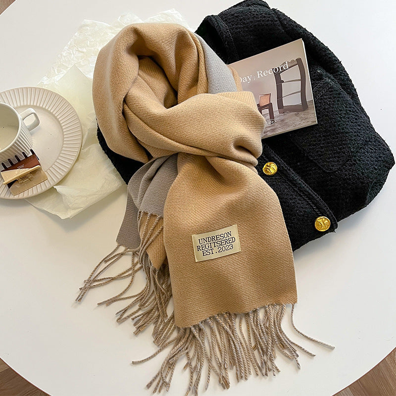 Calda sciarpa da donna - Inverno reversibile in cashmere con frange