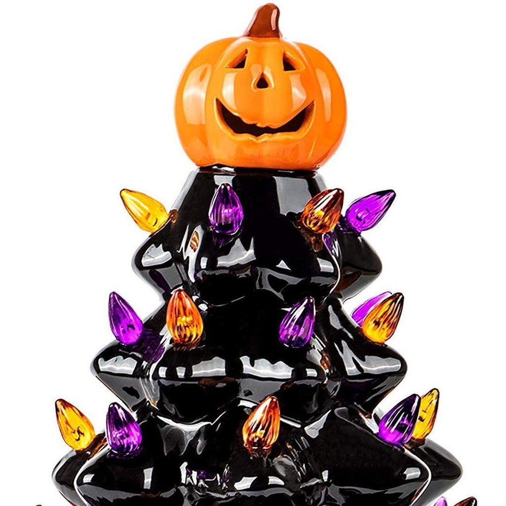 Albero di Natale con luci colorate di Halloween