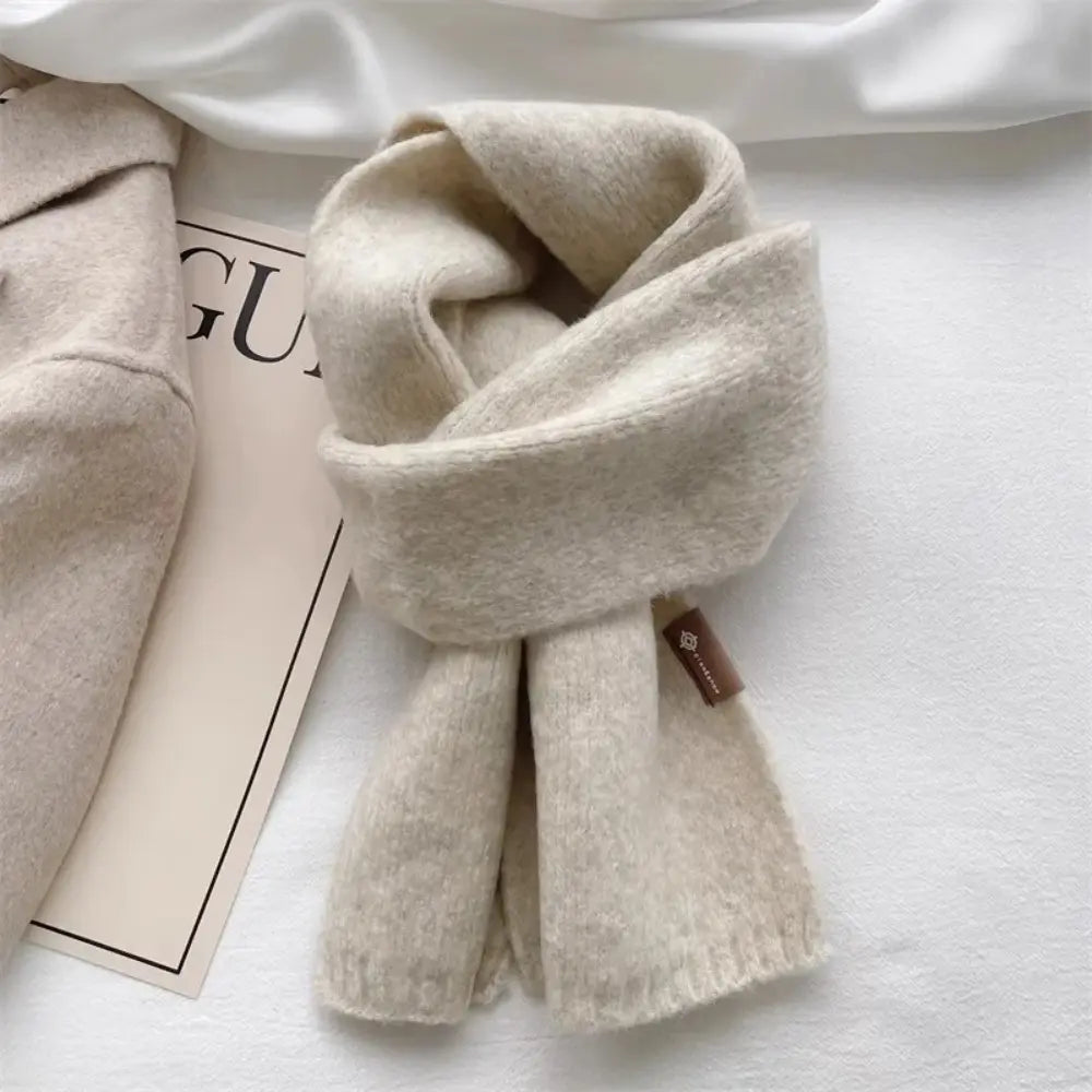Sciarpa da donna calda e accogliente - Lana spazzolata lunga per l'inverno