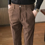 Pantaloni classici in velluto a coste da uomo
