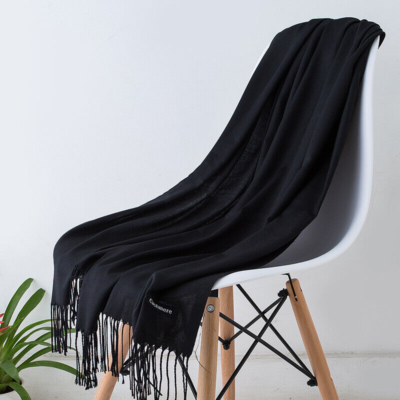Sciarpa in cashmere | Involucro invernale con morbide frange nere