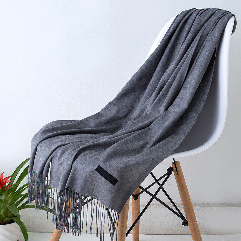Sciarpa in cashmere | Involucro invernale con morbide frange nere