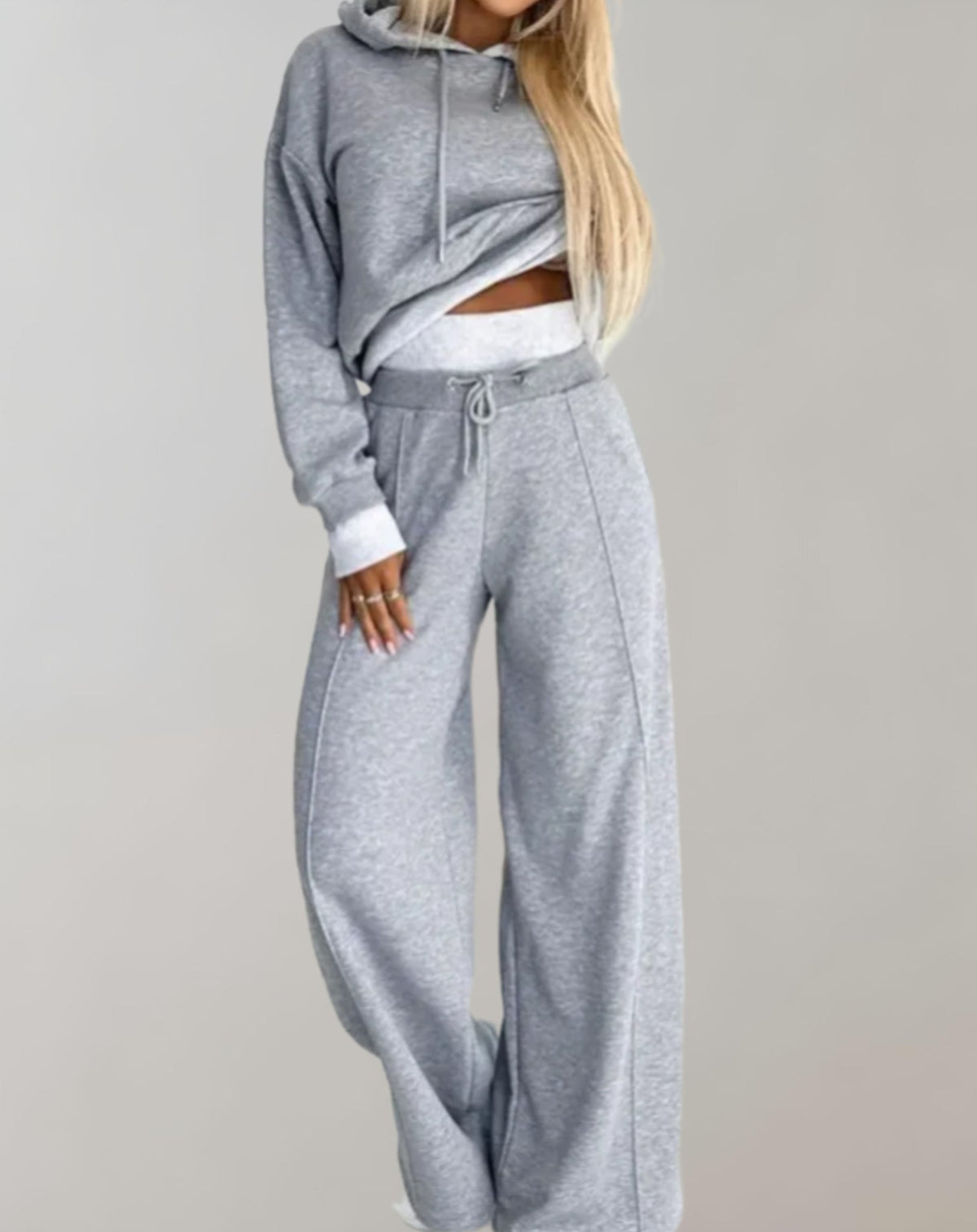 Completo Tuta da Donna Casual con Felpa – Comodo e Moderno