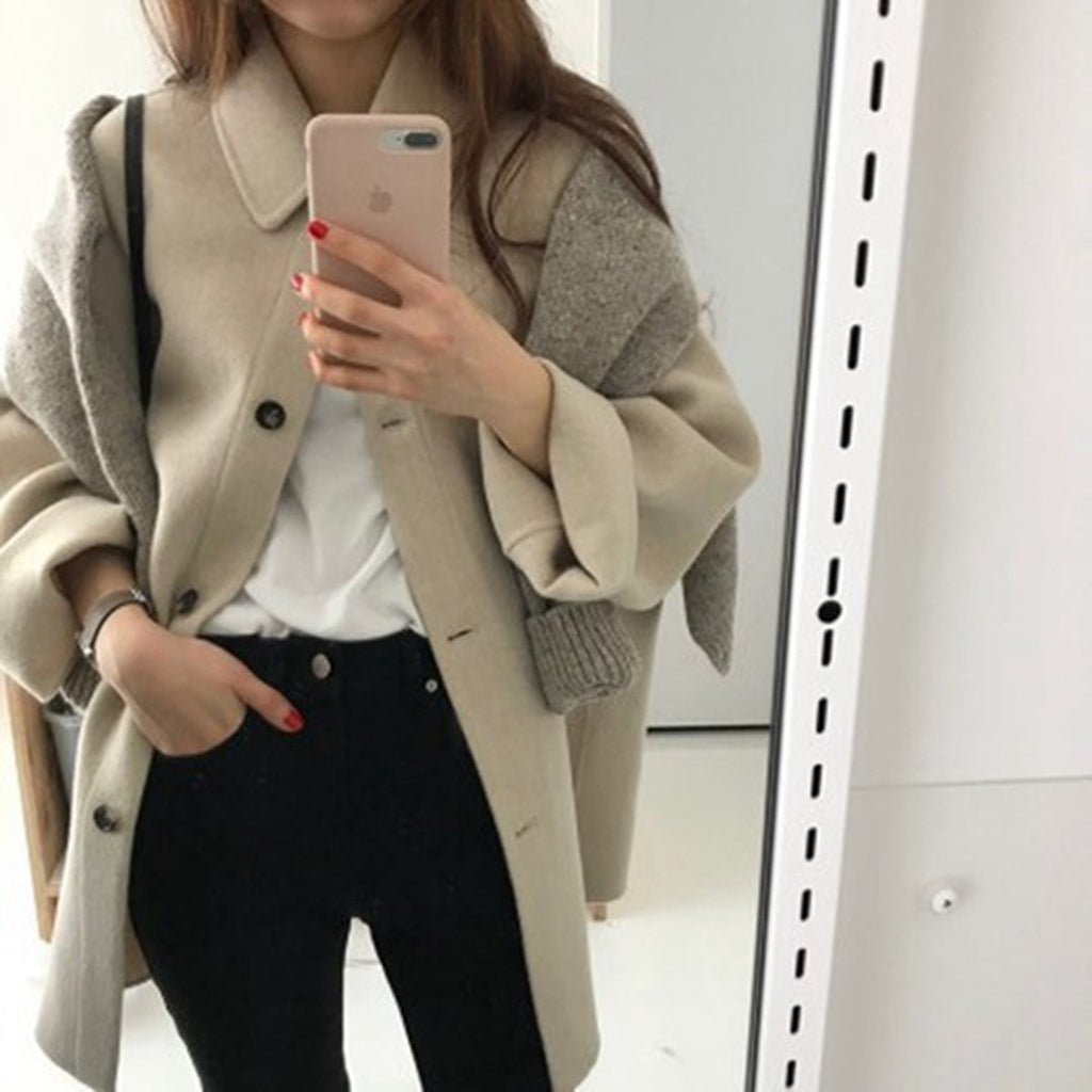 Cappotto invernale classico in lana | Bottoni di media lunghezza sul davanti color cammello