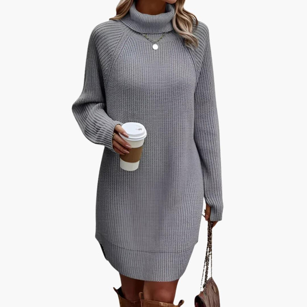 Abito da donna in maglia con collo alto e maniche lunghe