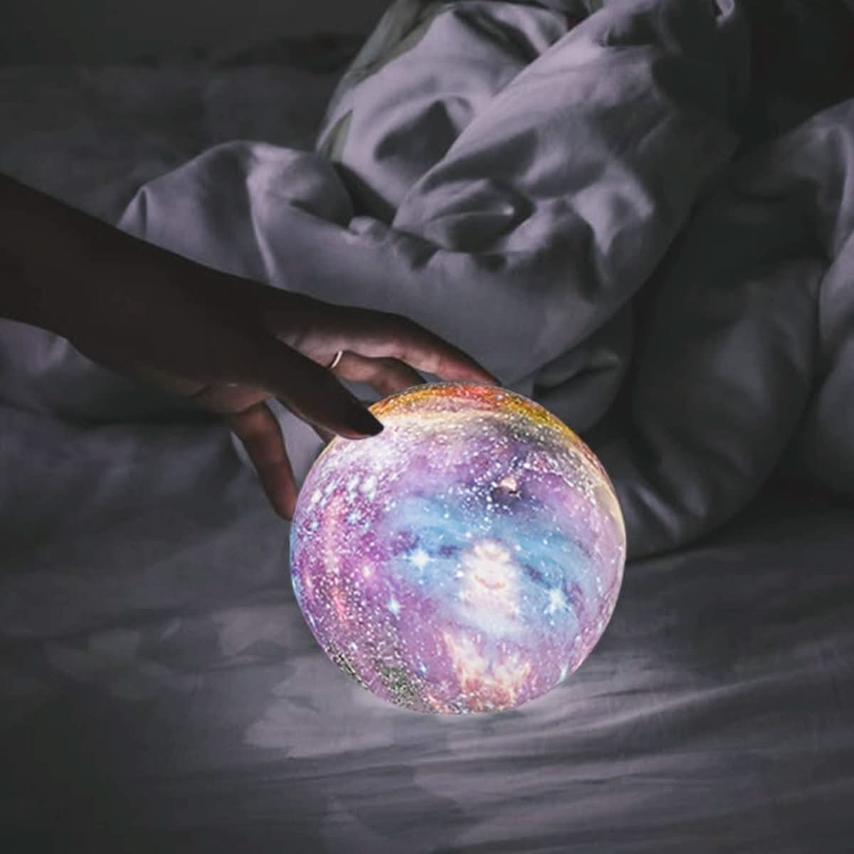 Lampada lunare 3D con 16 colori e supporto in legno
