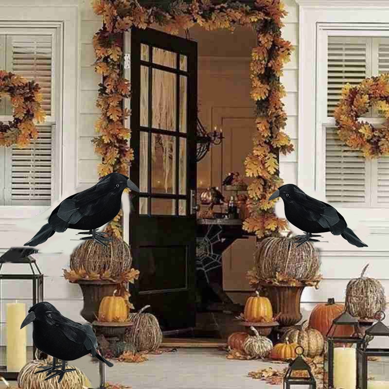 Decorazione per la casa di Halloween con corvo nero