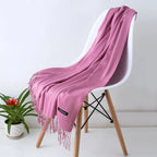 Sciarpa da donna calda e accogliente: frange lunghe, cashmere, invernale