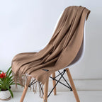 Sciarpa da donna calda e accogliente: frange lunghe, cashmere, invernale