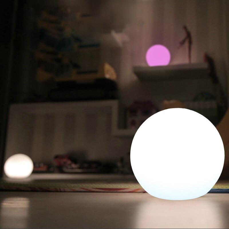 Lampada da tavolo a LED per interni ed esterni Moon Battery