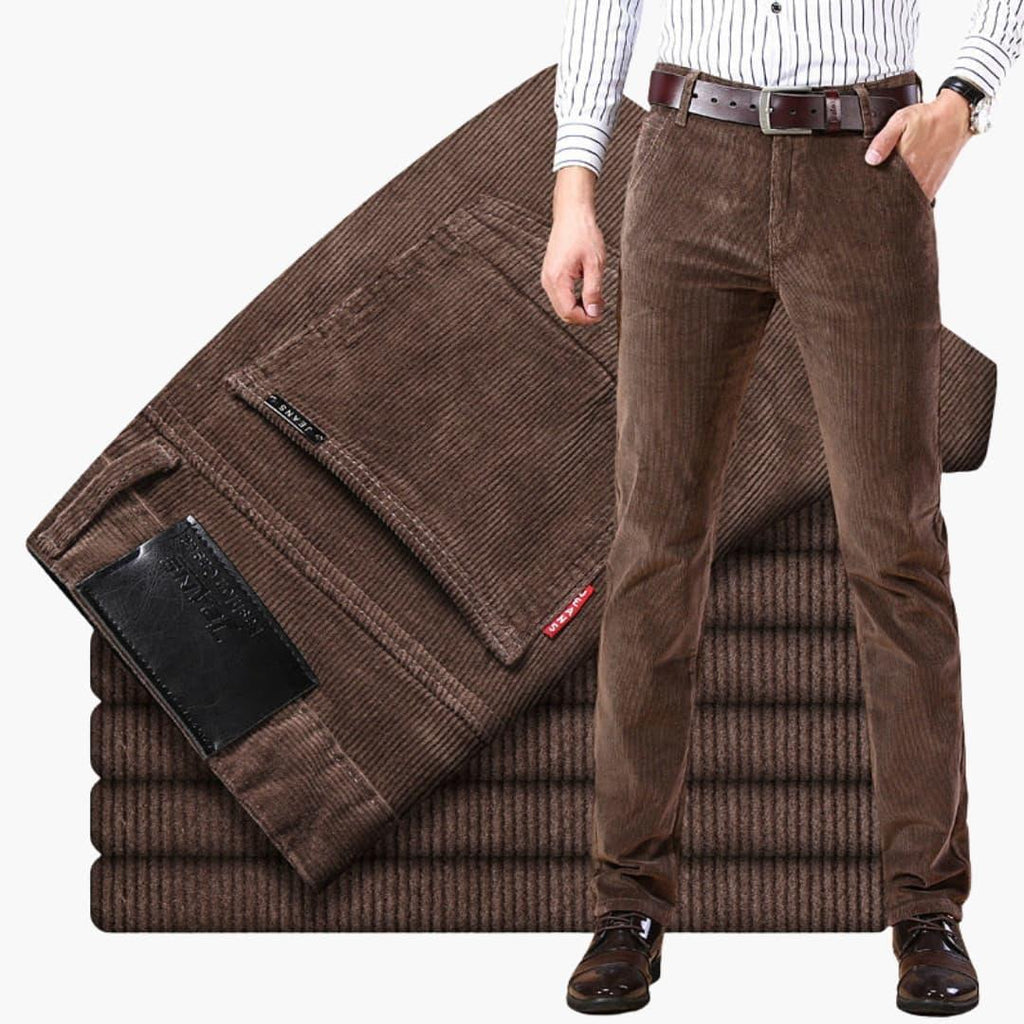 Pantaloni da uomo in velluto a coste con cintura e gambe dritte