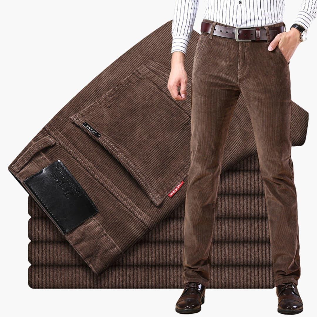Pantaloni da uomo in velluto a coste con cintura e gambe dritte