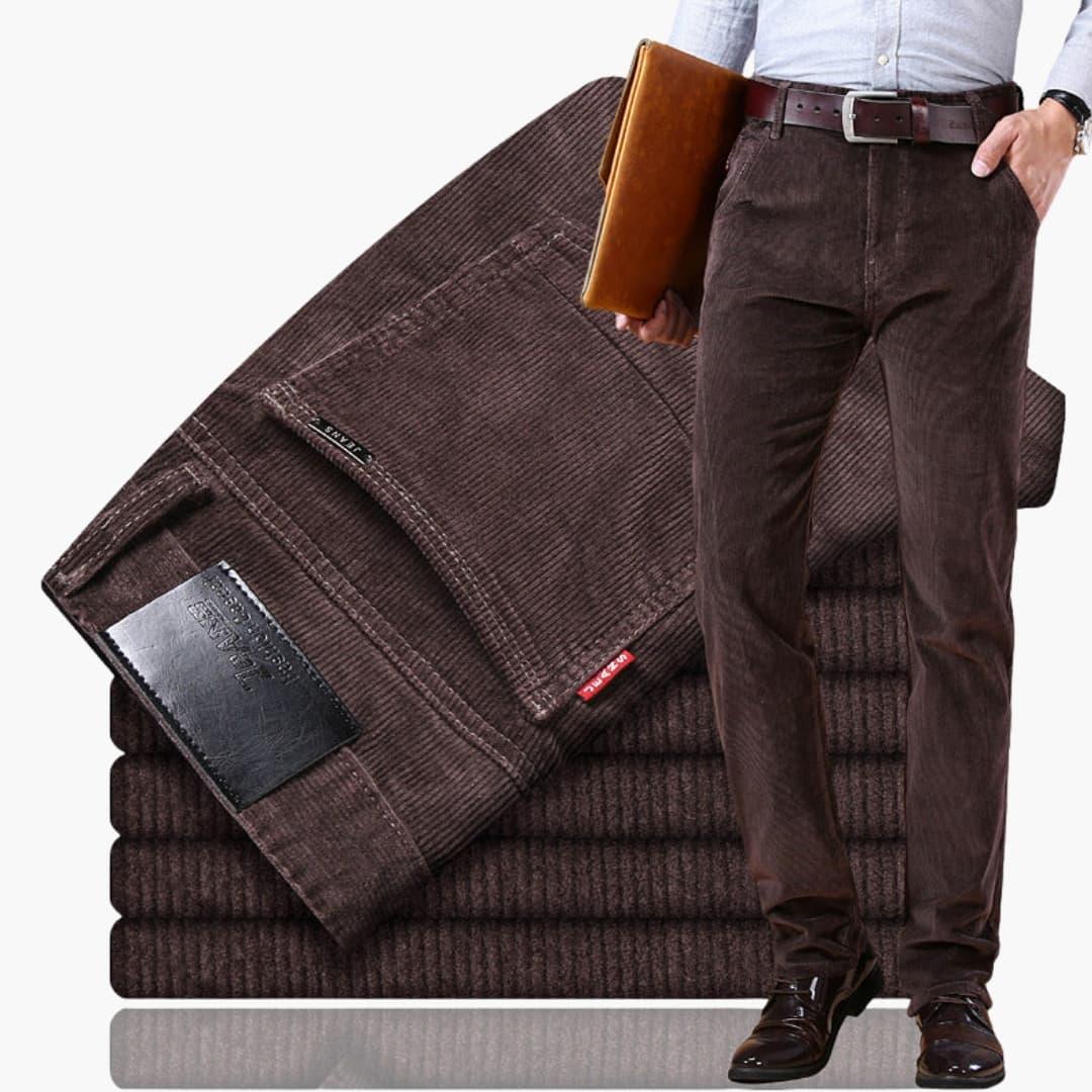 Pantaloni da uomo in velluto a coste con cintura e gambe dritte