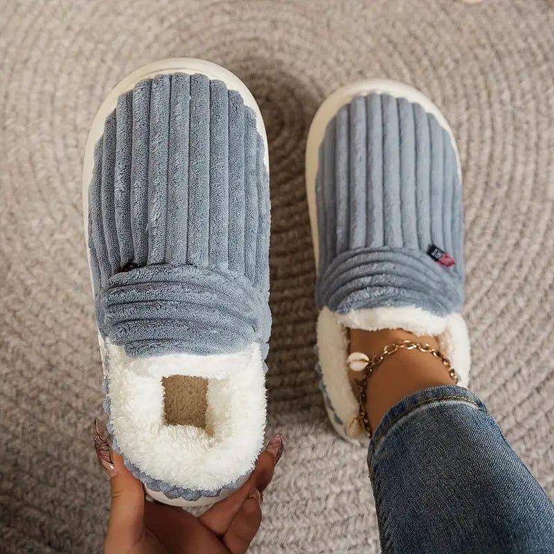 Pantofole ultra morbide e calde per tutta la famiglia JubCozy