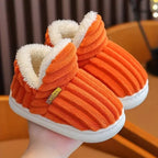 Pantofole ultra morbide e calde per tutta la famiglia JubCozy