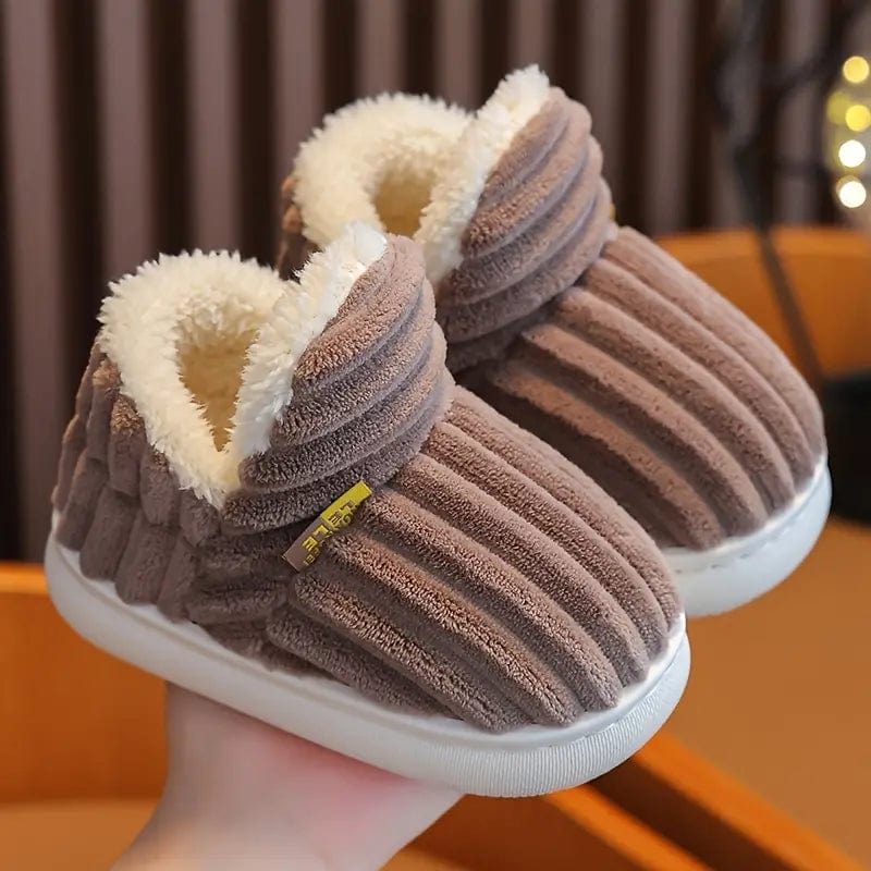 Pantofole ultra morbide e calde per tutta la famiglia JubCozy