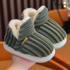 Pantofole ultra morbide e calde per tutta la famiglia JubCozy