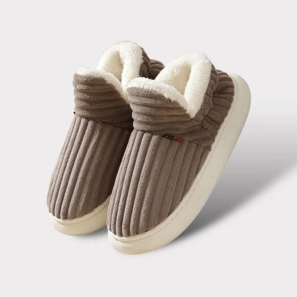 Pantofole ultra morbide e calde per tutta la famiglia JubCozy
