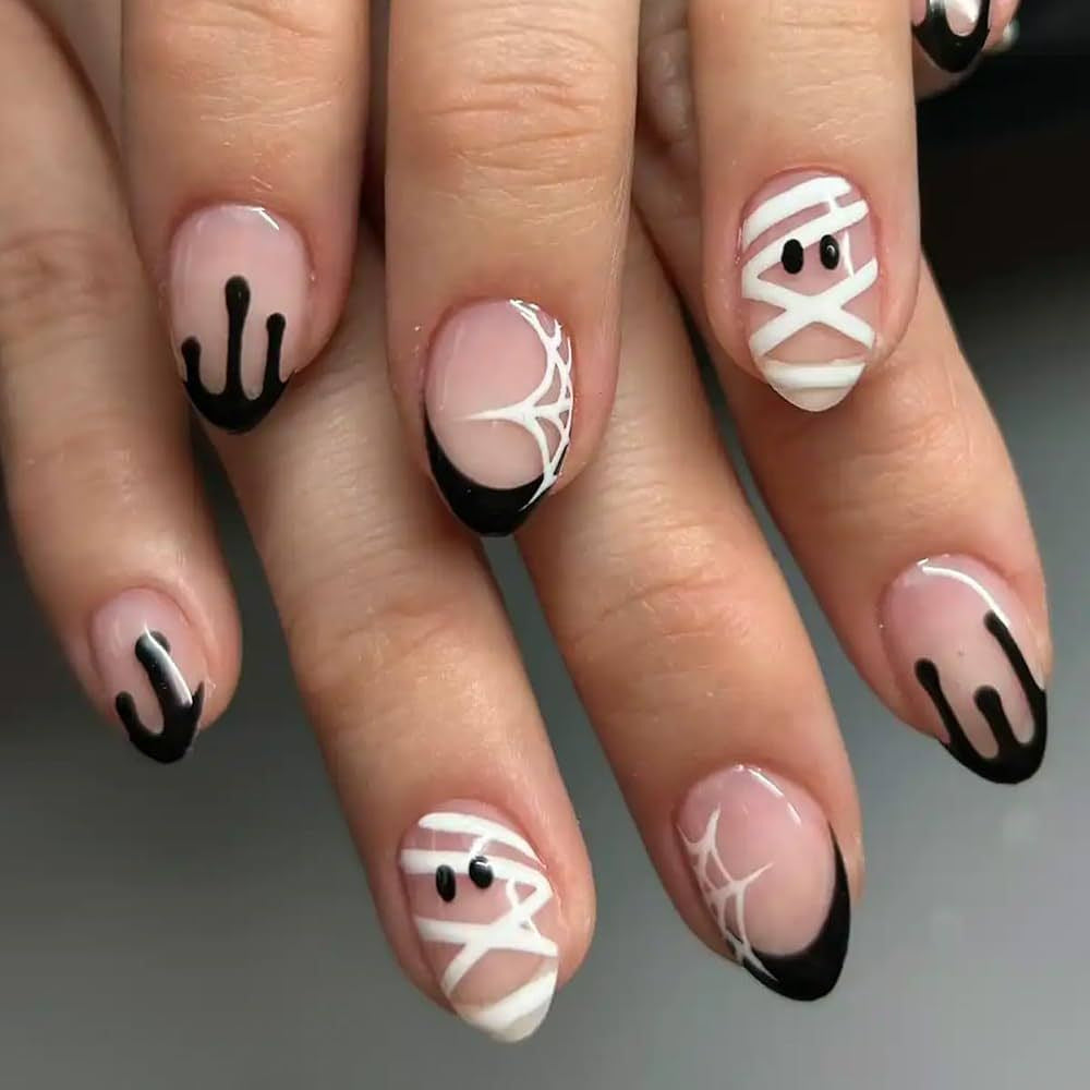 Set creativo per nail art con motivi di Halloween
