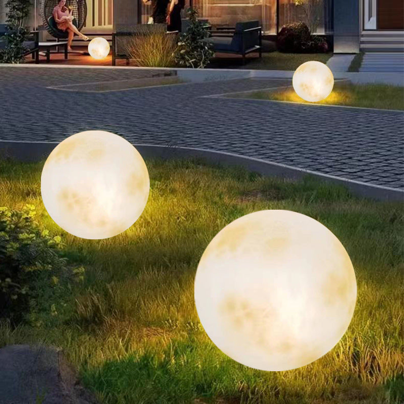 Lampada da giardino ad energia solare con design lunare